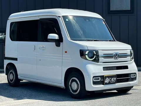Honda N-VAN Plus Style