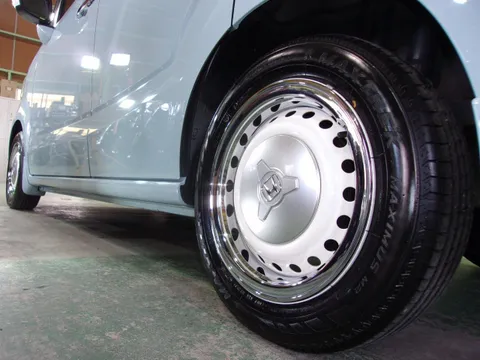 Honda N-BOX Slash