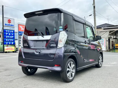 Nissan Dayz Roox
