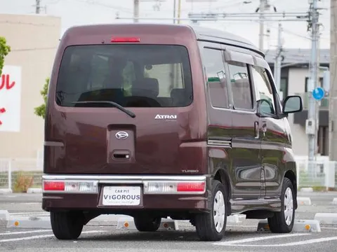 Daihatsu Atrai Wagon