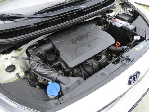 Kia Deluxe