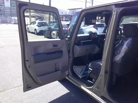 Honda N-BOX Joy