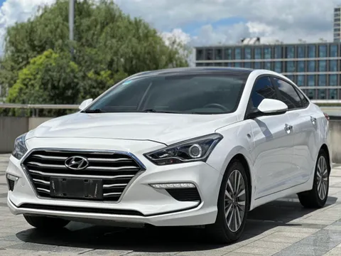 Hyundai Mistra