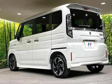 Suzuki Spacia Custom