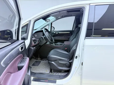 Gac M6