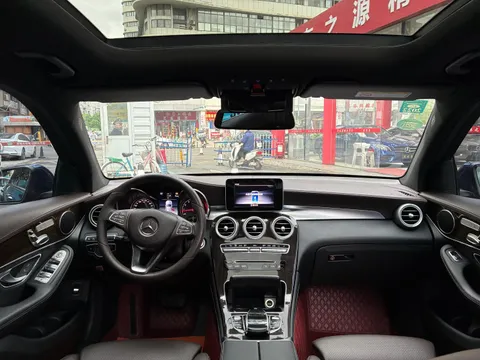 Mercedes-Benz Mercedes-Benz GLC