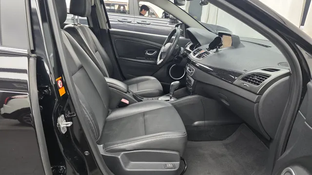 Renault SM3
