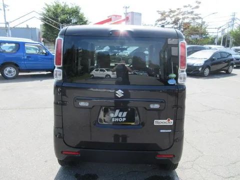 Suzuki Spacia