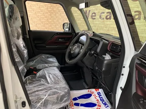Suzuki Spacia Custom