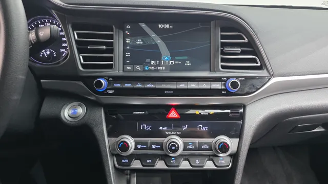Hyundai Elantra (Avante)
