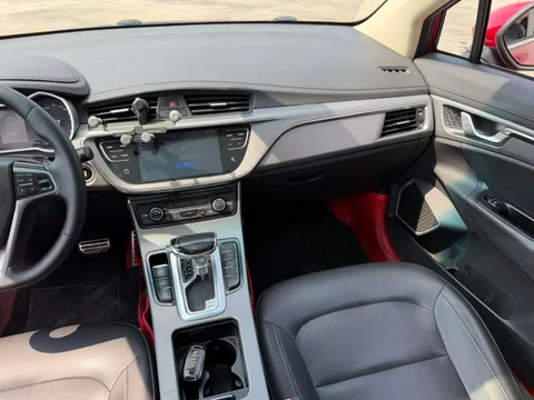 Geely Emgrand GS