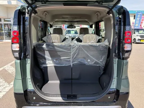 Mitsubishi Delica Mini