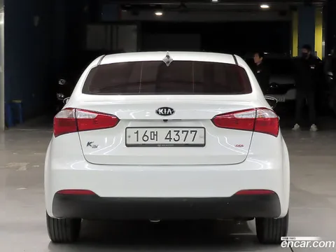 Kia Cerato (K3)