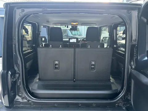Suzuki Jimny Sierra