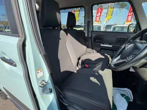 Suzuki Spacia Gear