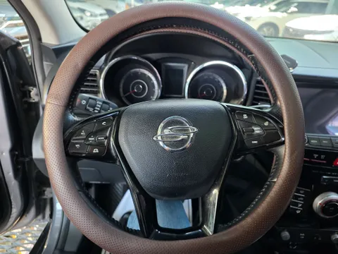 SsangYong Tivoli XLV (Tivoli Air)