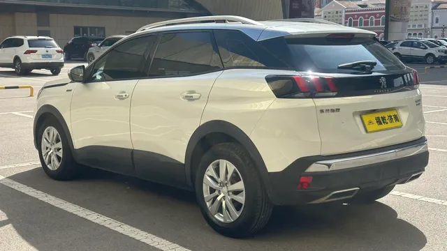 Peugeot 4008