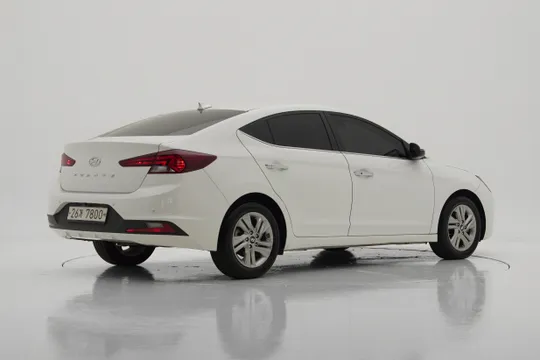 Hyundai Elantra (Avante)