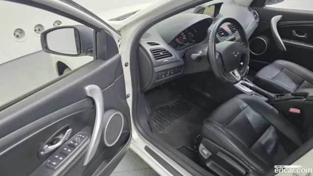 Renault SM3
