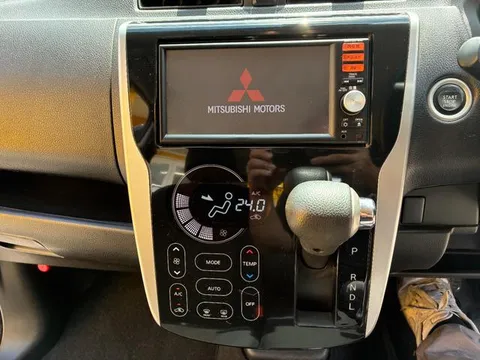 Mitsubishi eK Custom