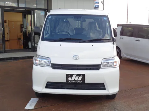 Toyota TownAce Van