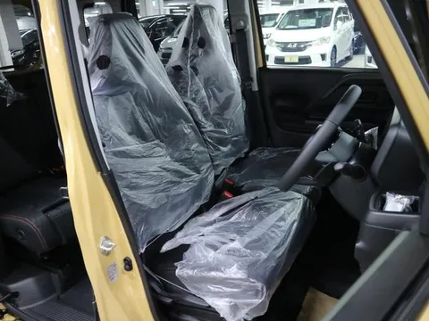 Suzuki Spacia Gear