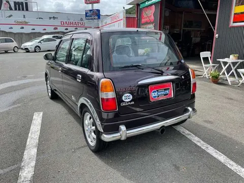 Daihatsu Mira Gino