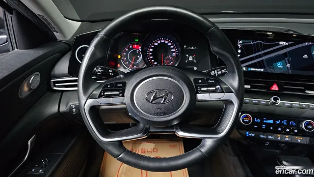 Hyundai Elantra (Avante)