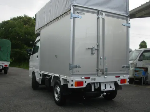 Nissan Clipper Truck