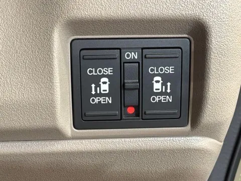 Honda N-BOX Joy