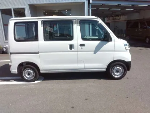 Daihatsu Hijet Cargo