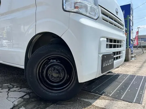 Nissan Clipper