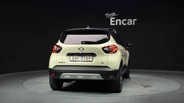Renault QM3