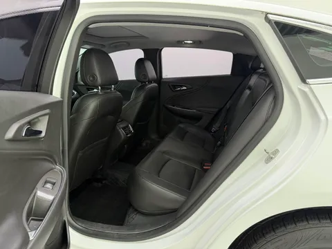 Chevrolet Malibu XL