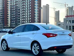 Chery Arrizo 5