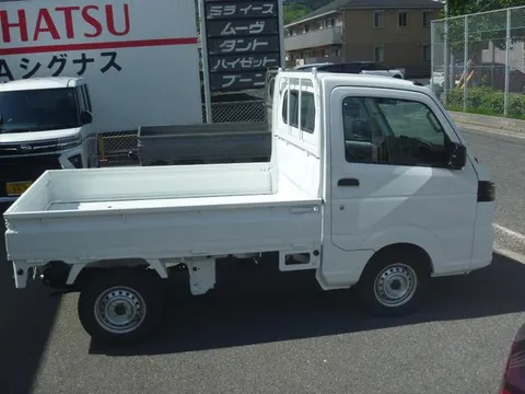 Nissan Clipper Truck