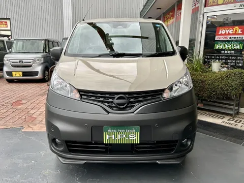 Nissan Vanette