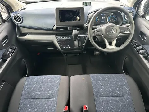 Mitsubishi eK X