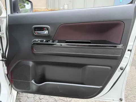 Suzuki Wagon R Stingray