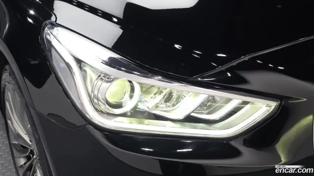 Genesis G90 (EQ900)