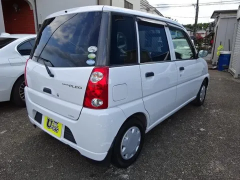 Subaru Pleo