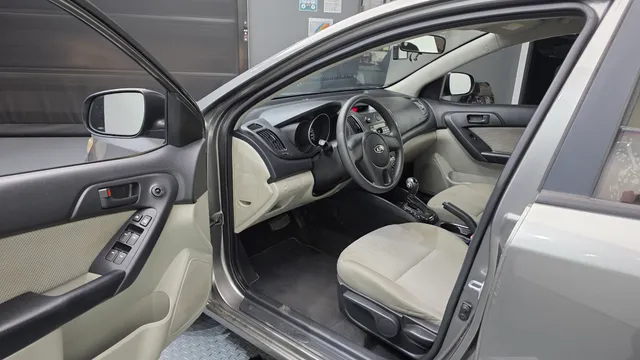 Kia Cerato (Forte)