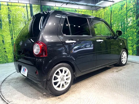 Daihatsu Mira Tocot