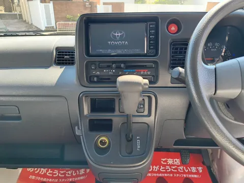 Toyota Pixis Van