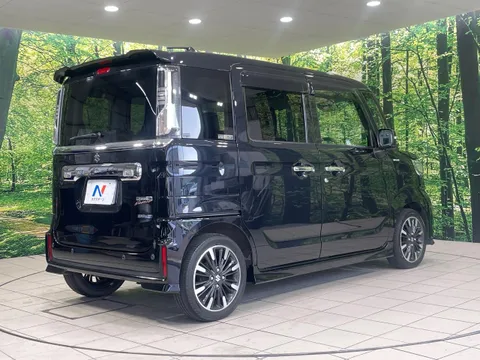 Suzuki Spacia Custom