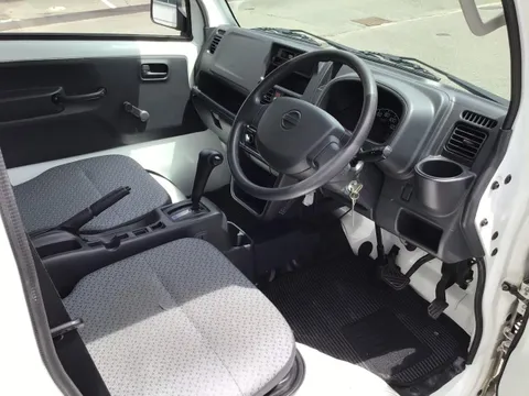 Nissan Clipper Truck