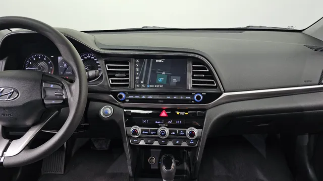 Hyundai Elantra (Avante)