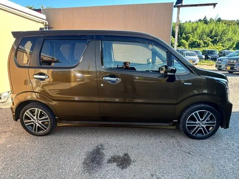 Suzuki Wagon R Stingray