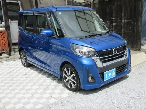 Nissan Dayz Roox