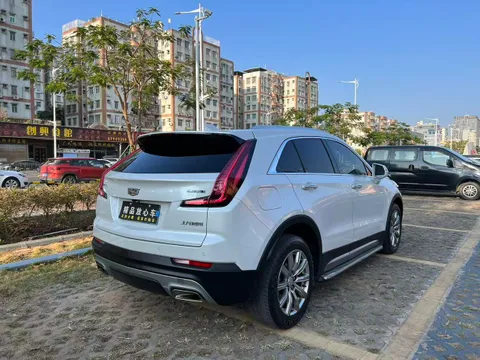 Cadillac XT4